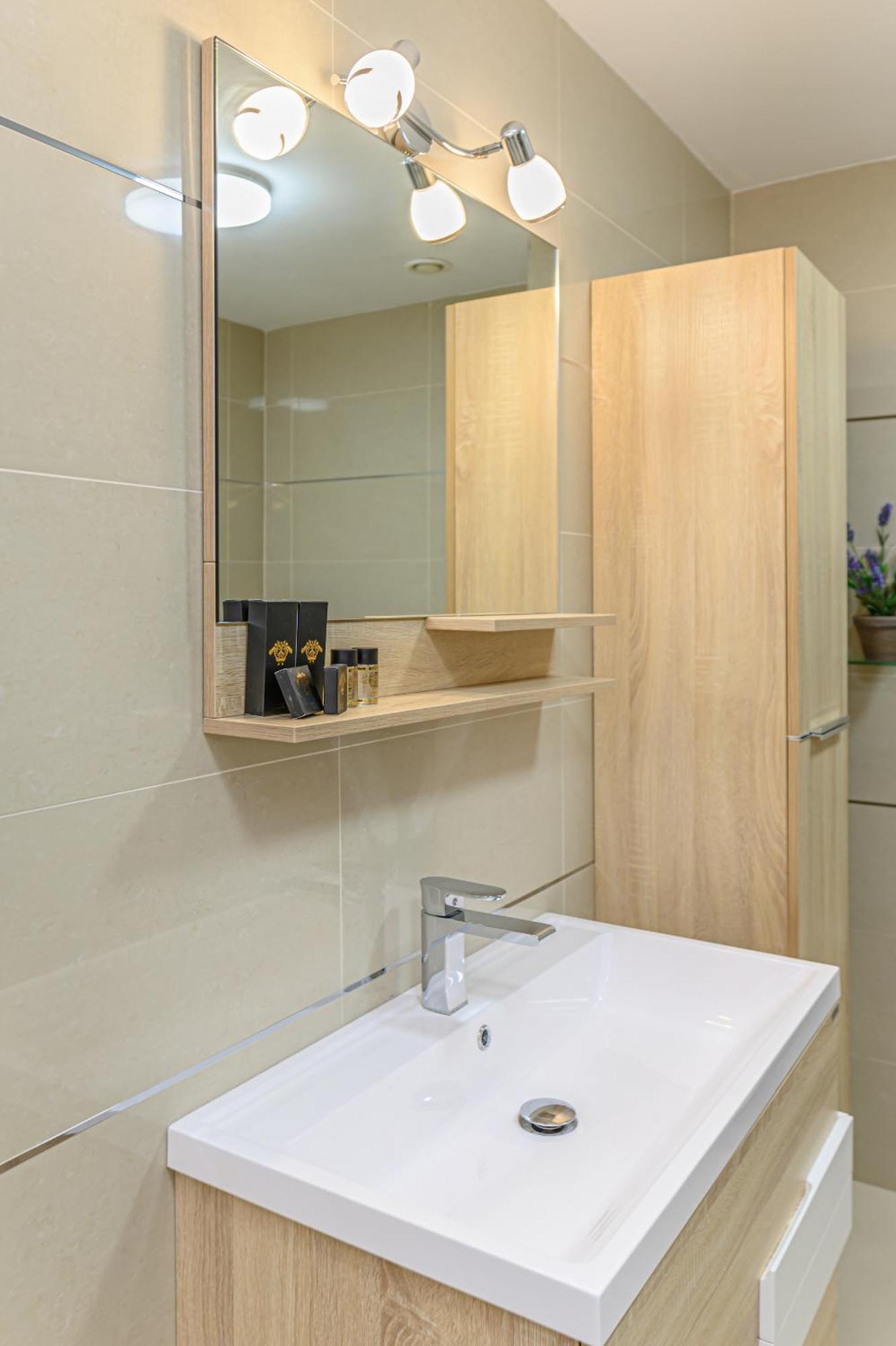 B41 Apartment פויאנה ברשוב מראה חיצוני תמונה